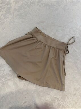 Women’s Tie-Side Active Skort - Taupe